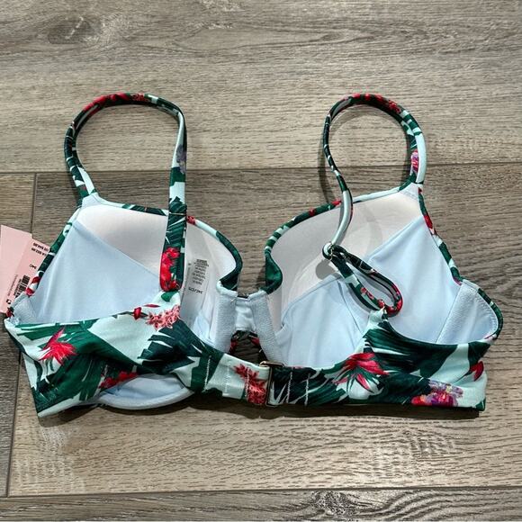 Victoria's Secret Floral Bikini Set with Adjustable Straps - Picture 9 of 16